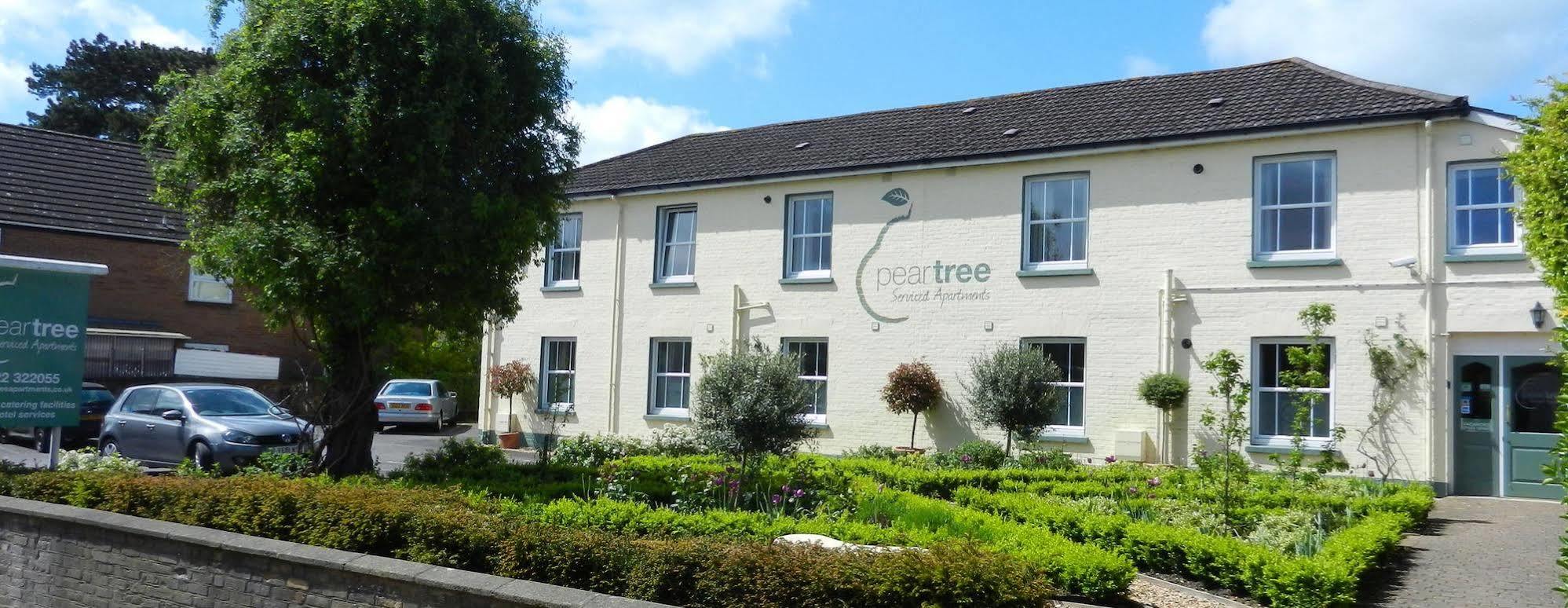 Peartree Serviced Apartments 솔즈베리 외부 사진